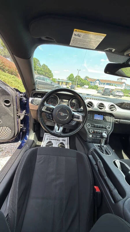 2020 Ford Mustang