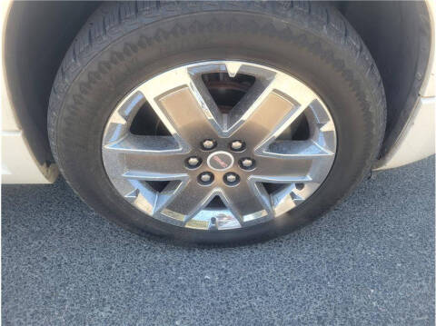 2011 GMC Acadia Denali