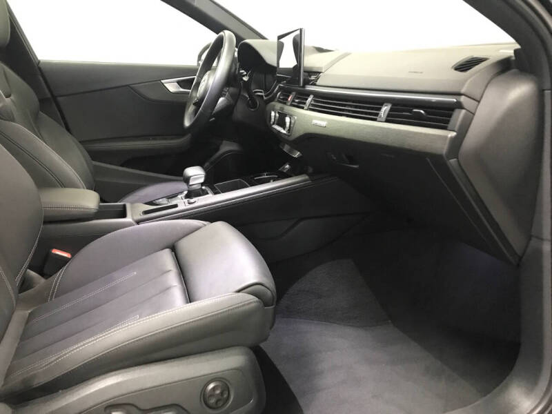 2022 Audi A4 quattro S line Prem Plus 45 TFSI