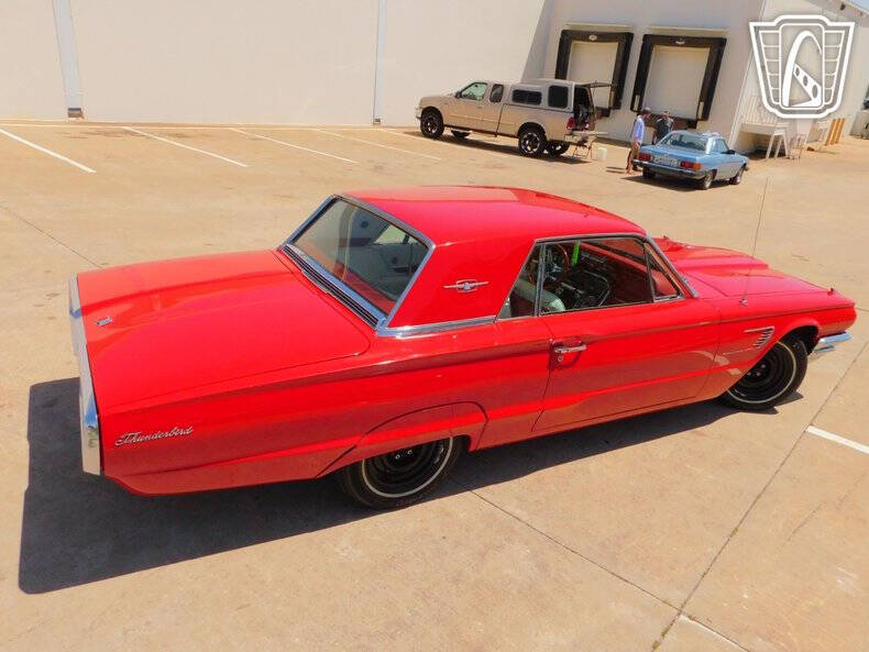 1965 Ford Thunderbird