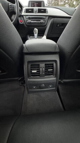 2013 BMW 3 Series 328i xDrive