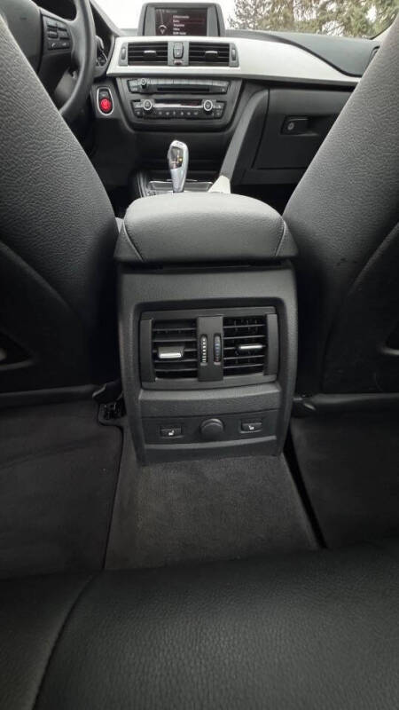 2013 BMW 3 Series 328i xDrive