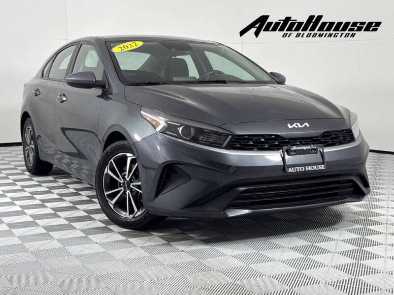 2022 Kia Forte for sale at Auto House of Bloomington in Bloomington IL