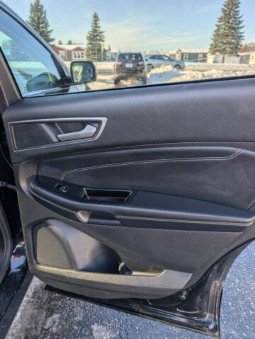 2016 Ford Edge Titanium