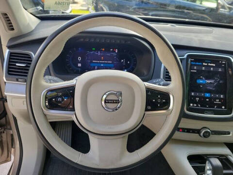2024 Volvo XC90 B5 Core Bright Theme