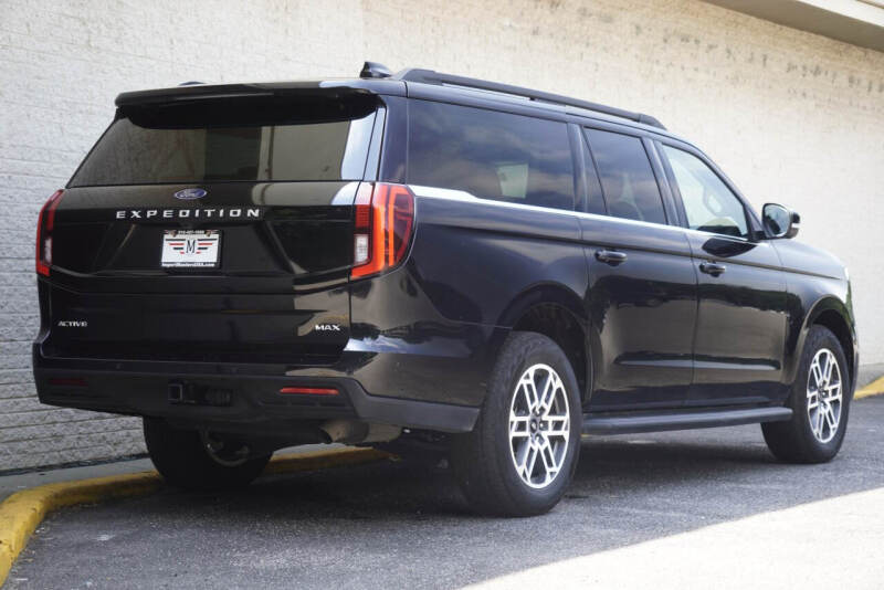 2025 Ford Expedition MAX Active