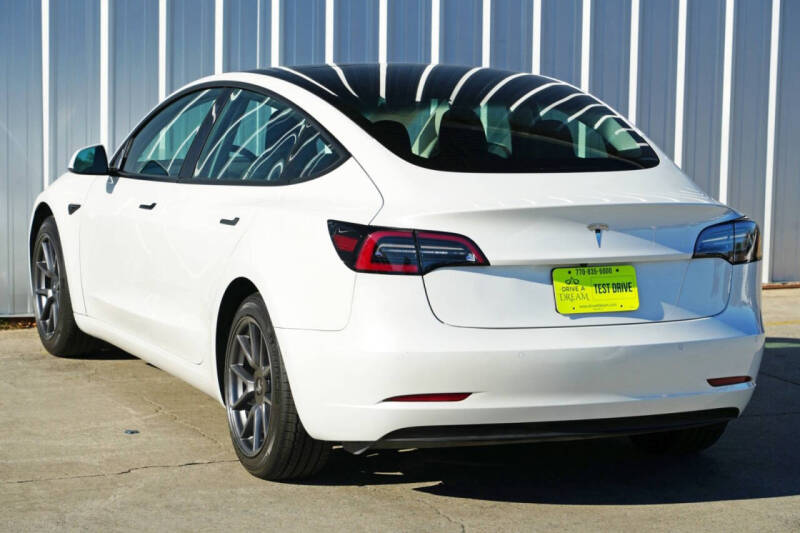 2021 Tesla Model 3 Standard Range Plus