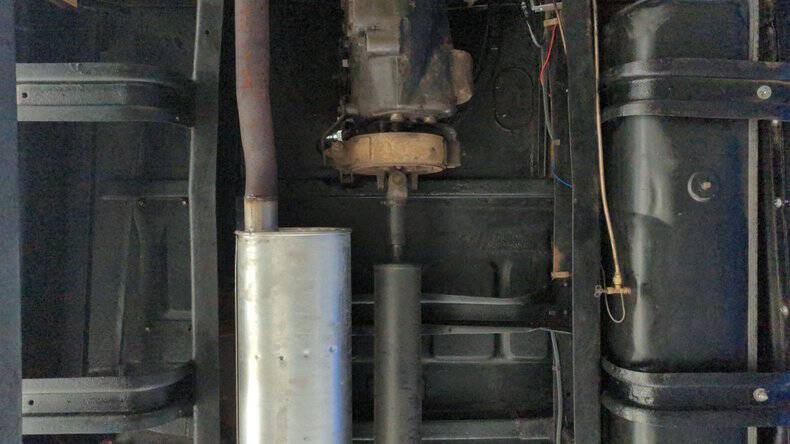 1953 International L-120 Series