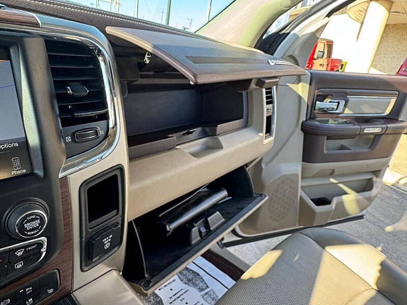 2015 RAM 3500 Laramie