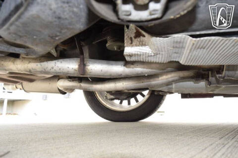 2004 Ford Thunderbird Deluxe