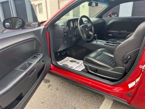 2010 Dodge Challenger SE