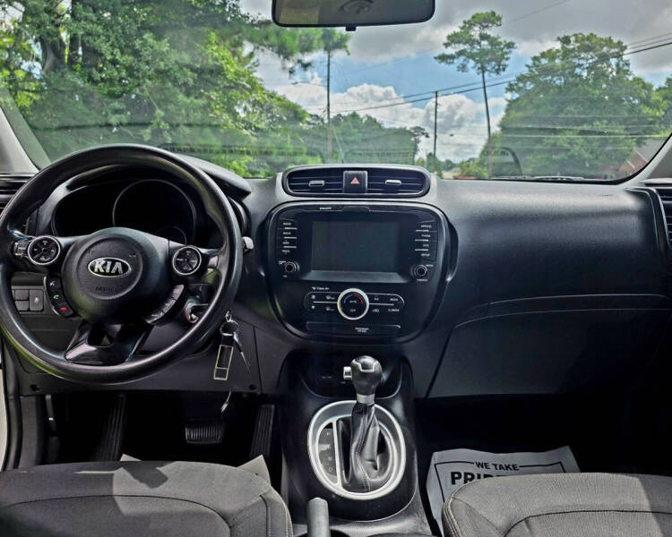 2018 Kia Soul +