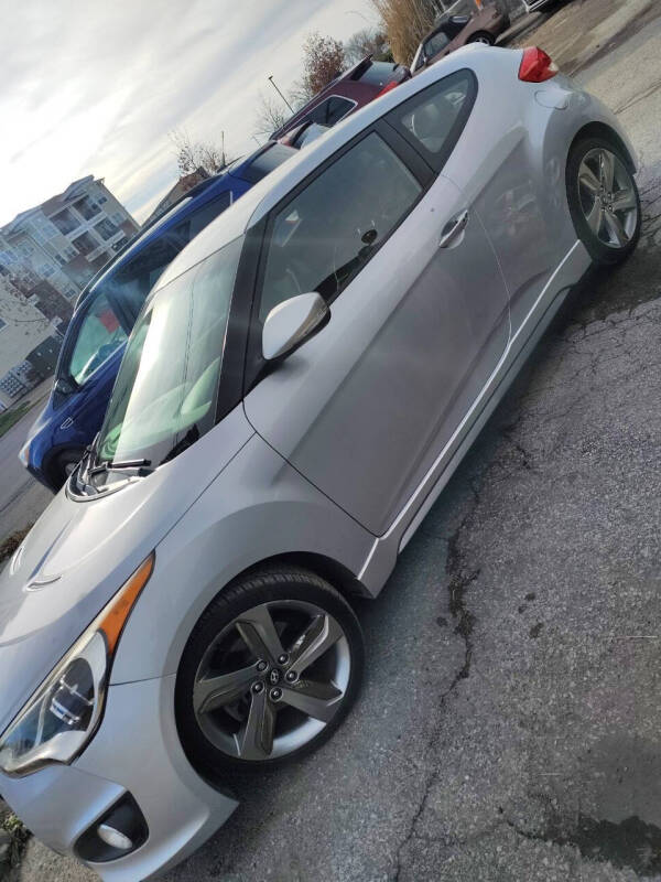 2013 Hyundai Veloster Base's photo