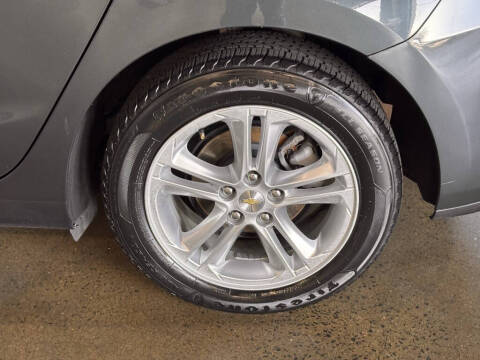 2017 Chevrolet Cruze LT Auto