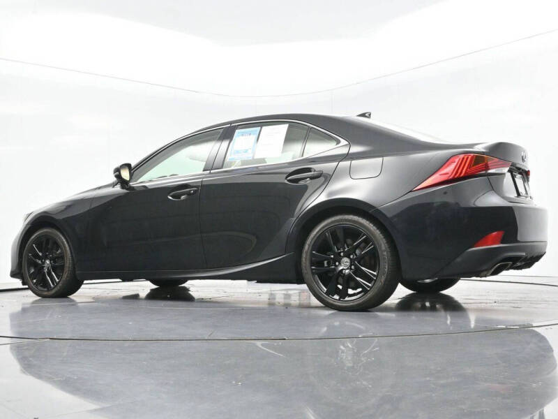 2019 Lexus IS 300