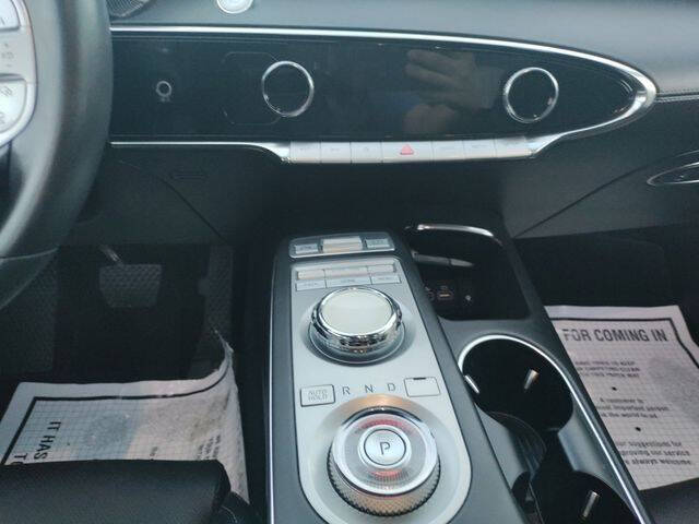 2025 Genesis GV70 2.5T Standard