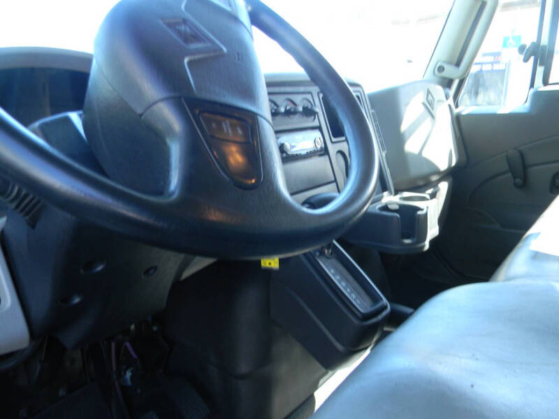 2017 International DuraStar 4300