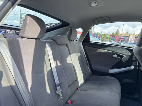 2013 Toyota Prius Two