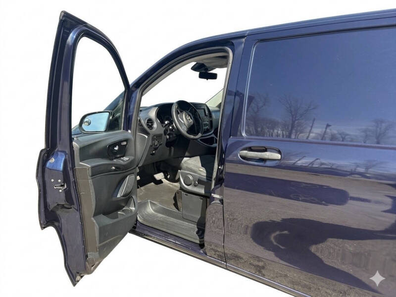 2016 Mercedes-Benz Metris