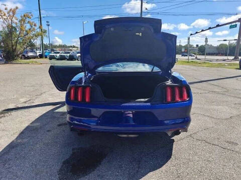 2016 Ford Mustang V6