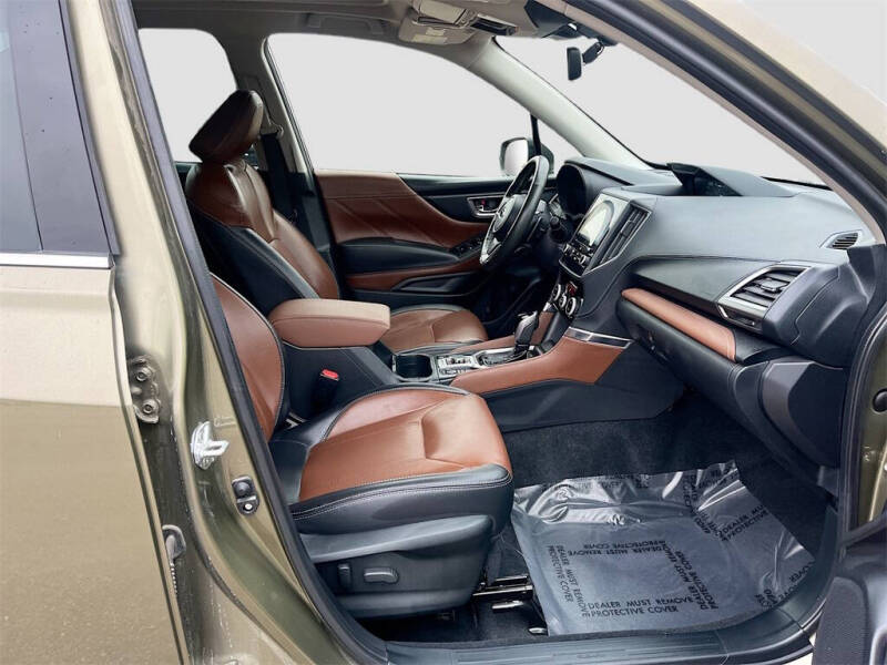 2023 Subaru Forester Touring