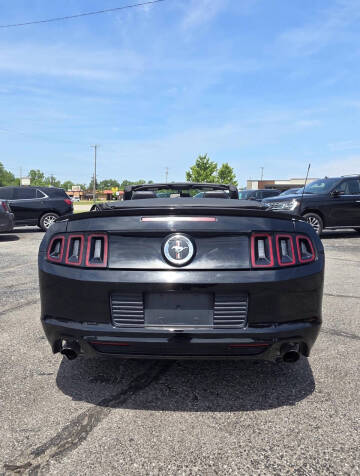 2013 Ford Mustang V6 Premium