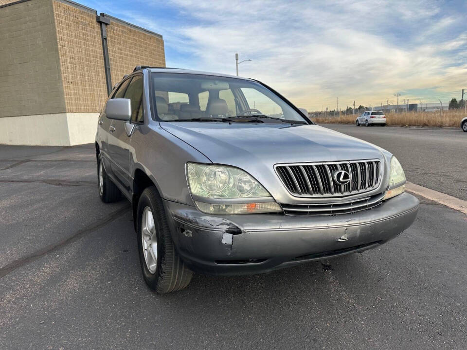 2002 Lexus RX 300's photo