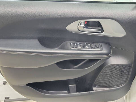 2021 Chrysler Pacifica Touring