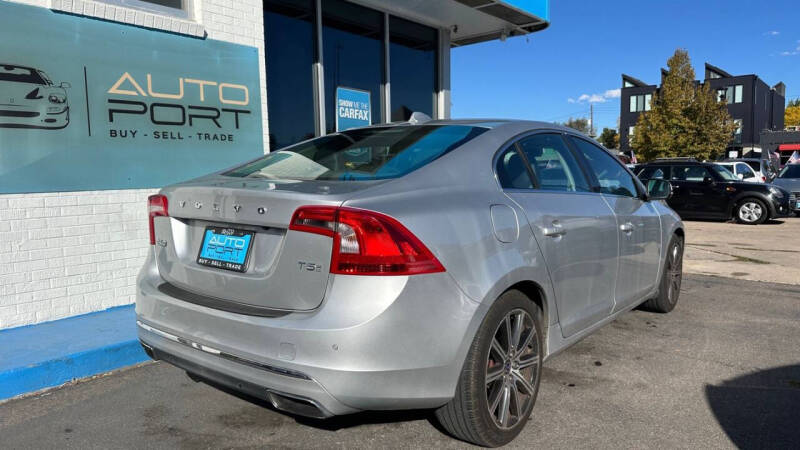 2016 Volvo S60 T5 Drive-E Inscription
