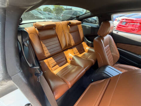2014 Ford Mustang V6 Premium