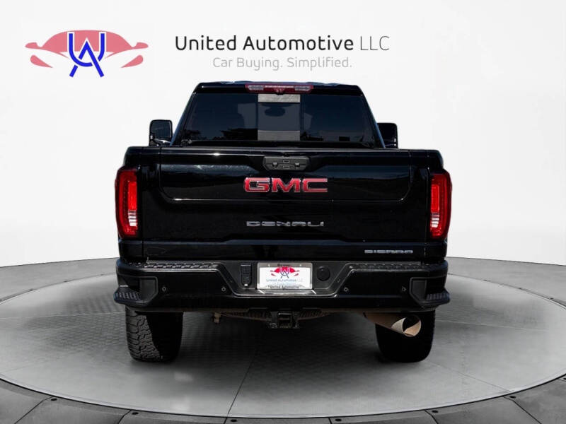 2023 GMC Sierra 3500HD Denali