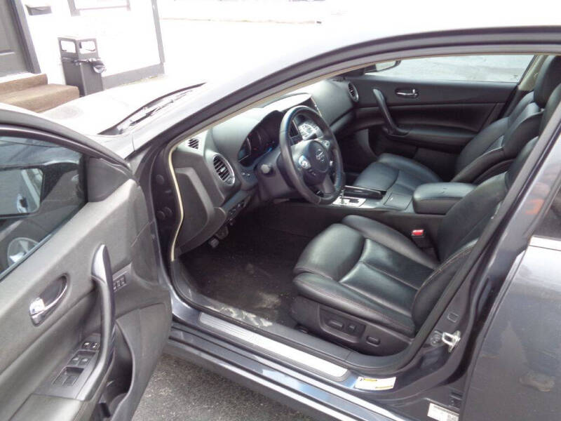 2012 Nissan Maxima