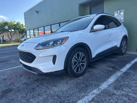 2020 Ford Escape SEL