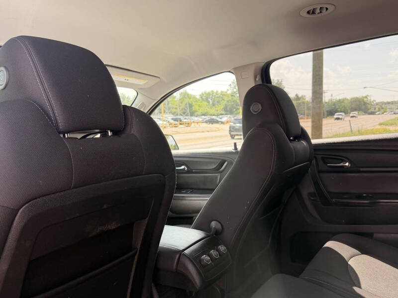 2015 GMC Acadia SLE-2
