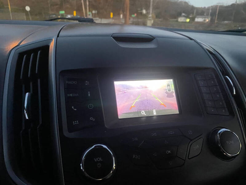 2019 Ford Edge SE
