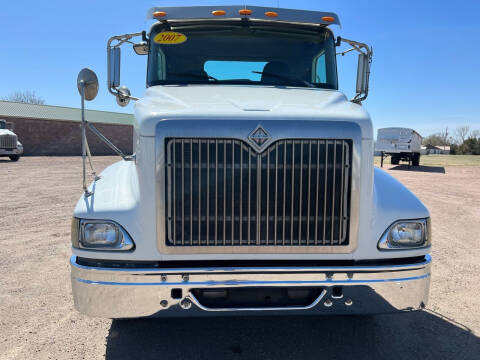 2007 IHC 9200