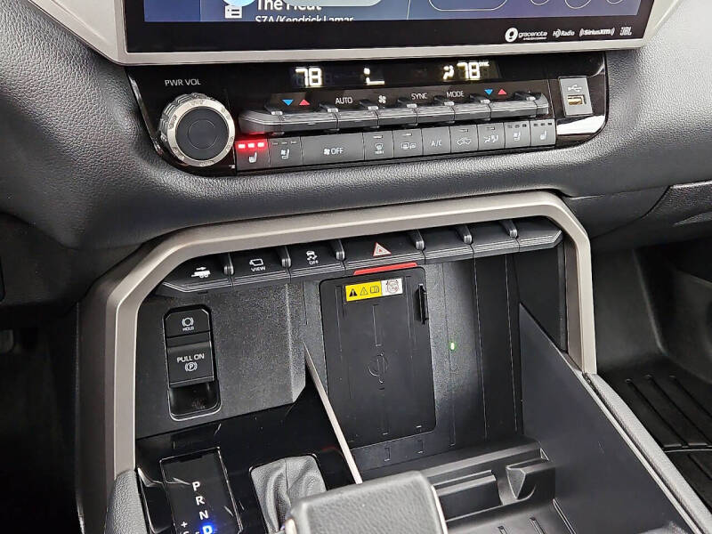 2024 Toyota Tundra Limited HV