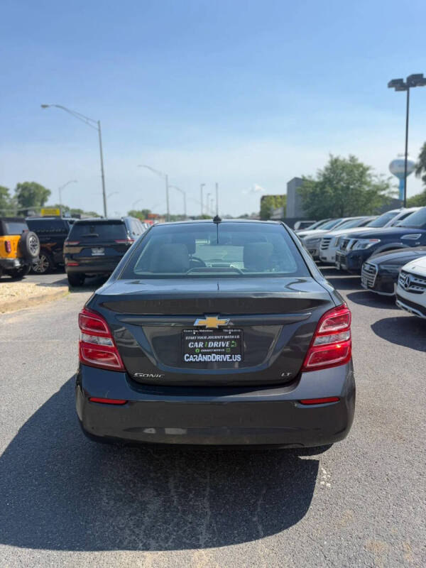 2019 Chevrolet Sonic LT Auto