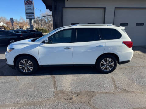 2019 Nissan Pathfinder for sale at Auto Outlet in Billings MT