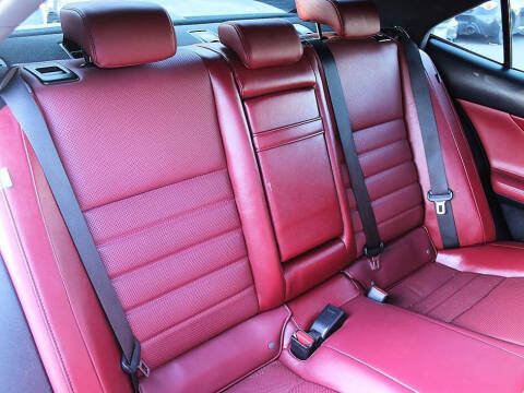 2017 Lexus IS 200t