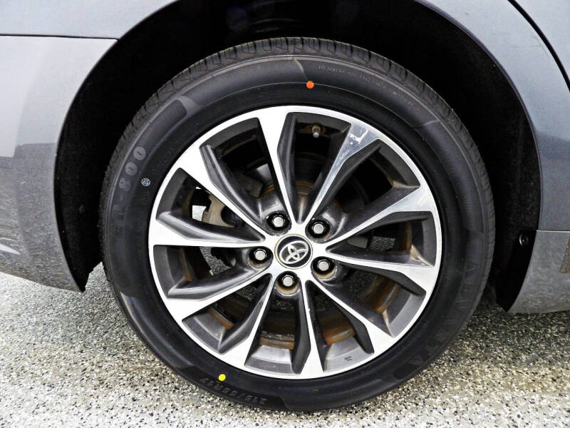 2016 Toyota Avalon XLE