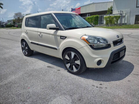 2013 Kia Soul for sale at BETHEL AUTO DEALER, INC in Miami FL