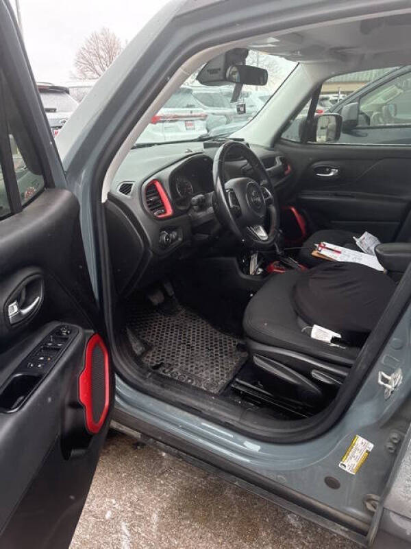 2016 Jeep Renegade Trailhawk