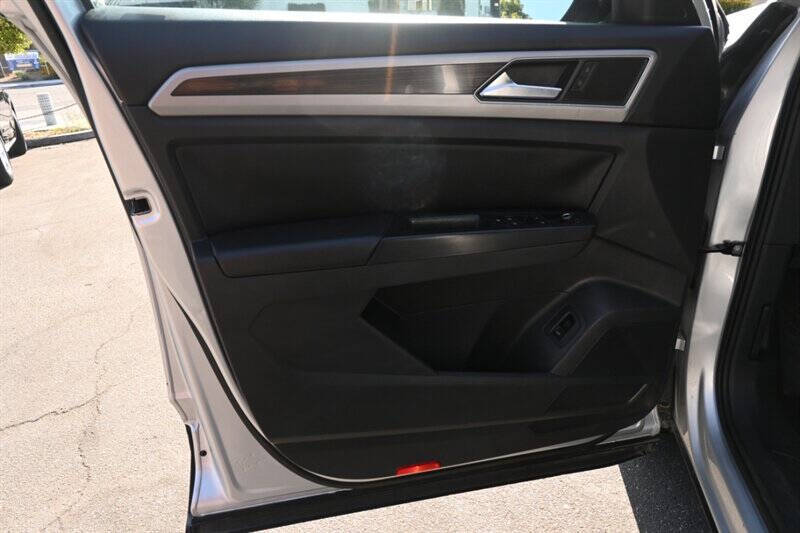 2019 Volkswagen Atlas V6 SE