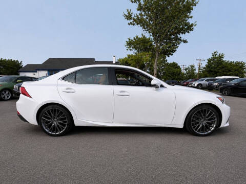 2016 Lexus IS 200t