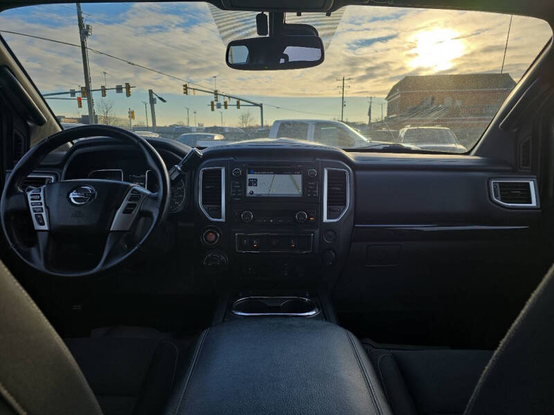 2018 Nissan Titan SV