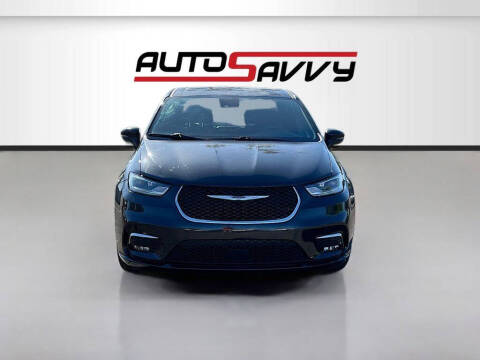 2023 Chrysler Pacifica Touring