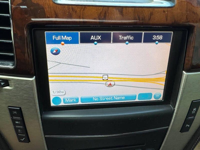 2013 Cadillac Escalade Platinum Edition