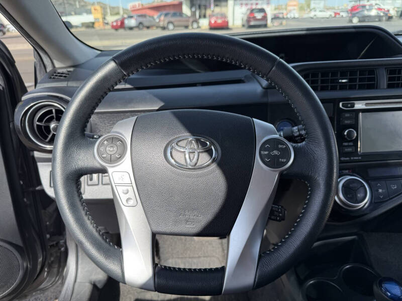 2017 Toyota Prius c Three