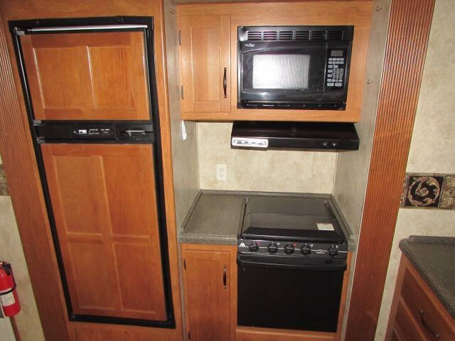 2011 Keystone RV MONTANA MO
